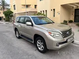 Lexus GX460 - New infotainment and upholstered dashboard